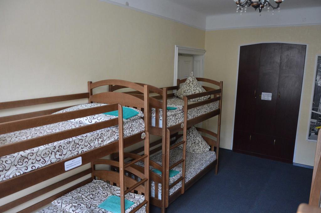 Lviv Lucky Hostel Esterno foto